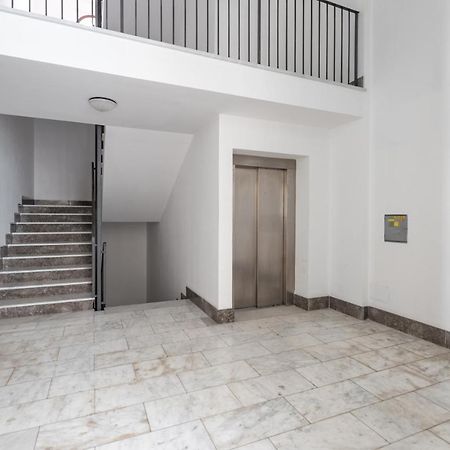 Malu Holiday Apartment-Palazzo Quaroni 팔레르모 외부 사진