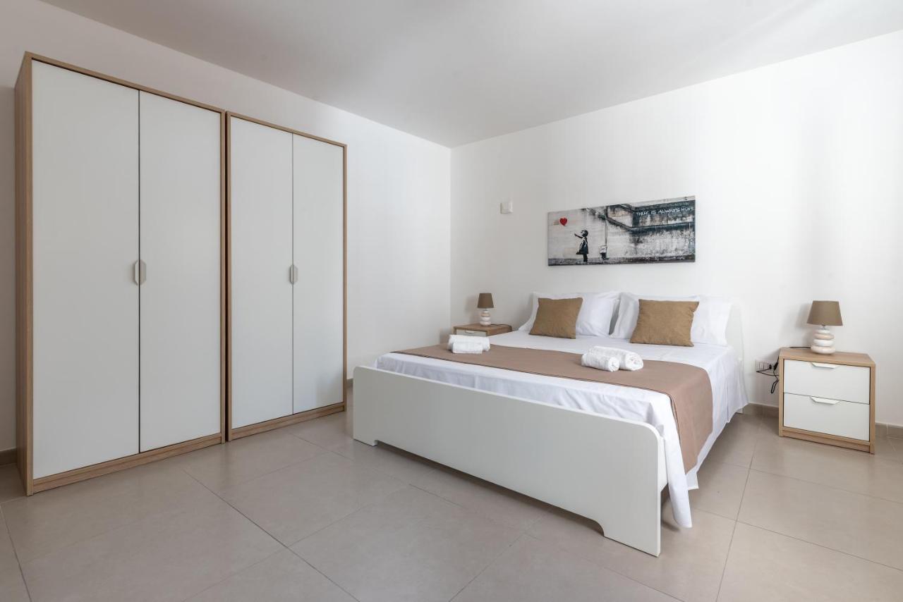 Malu Holiday Apartment-Palazzo Quaroni 팔레르모 외부 사진
