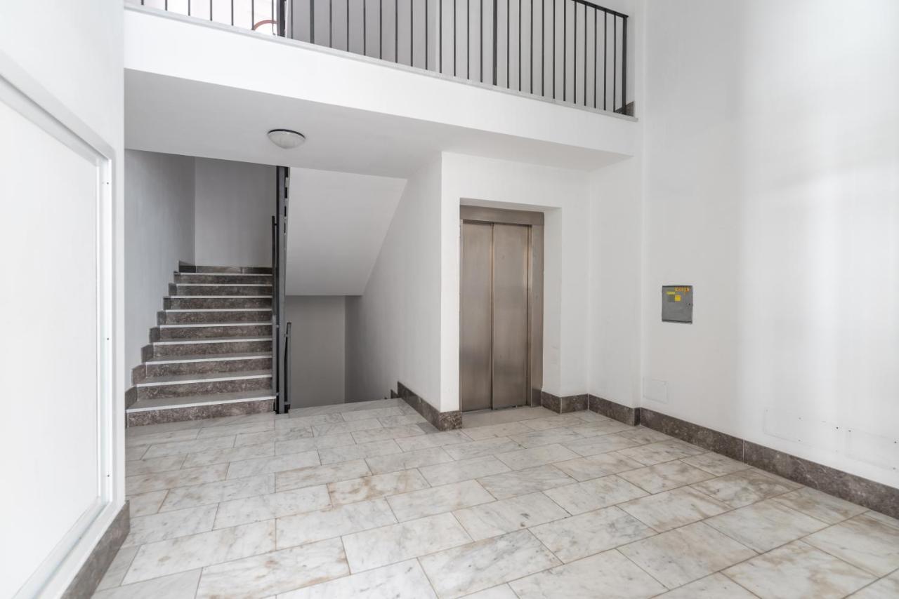 Malu Holiday Apartment-Palazzo Quaroni 팔레르모 외부 사진